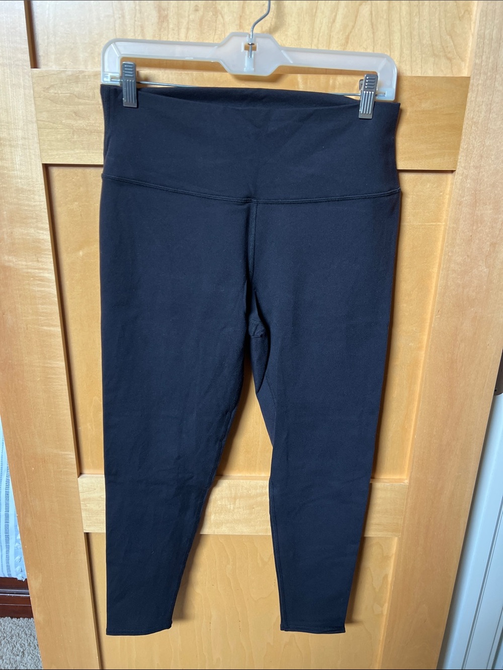 ALO Yoga Black Leggings with Subtle White Logo